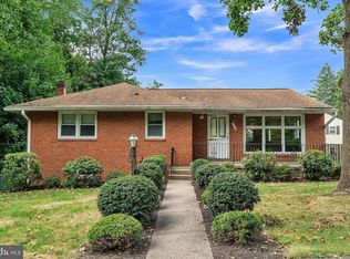 2354 Pleasant Ave, Glenside, PA 19038