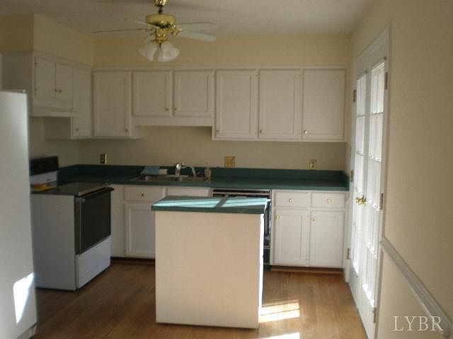 1st image of 205 Minuteman Dr