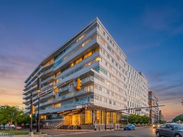 800 Ave Port Imp920 #920, Weehawken Twp., NJ 07086