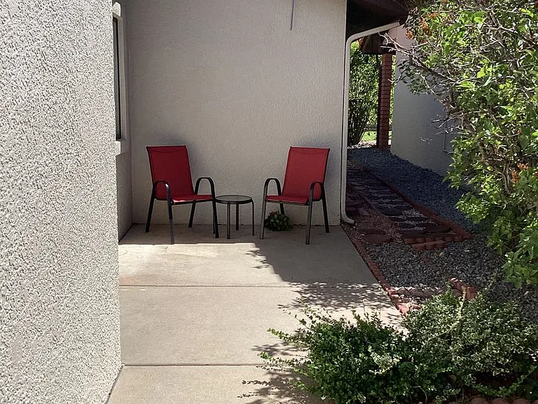 439 Foxfire Ln — Photo 9