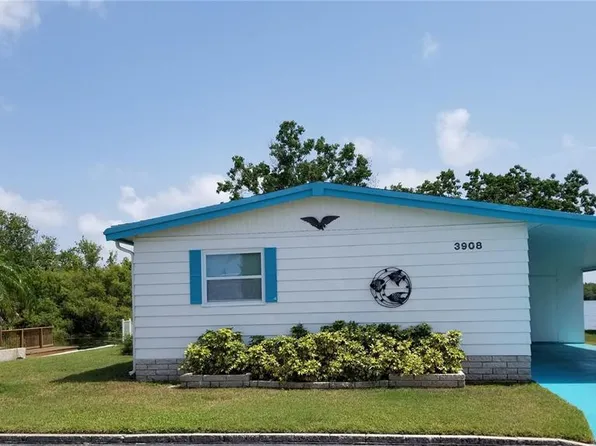 3908 Bywater Dr, Holiday, FL 34691