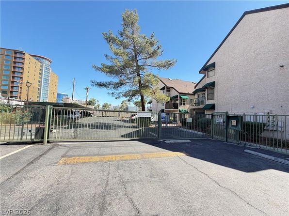 510 Elm Dr Unit 102