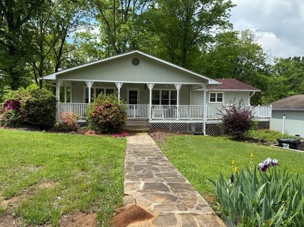 2313 N Shore Acres Rd, Soddy Daisy, TN 37379