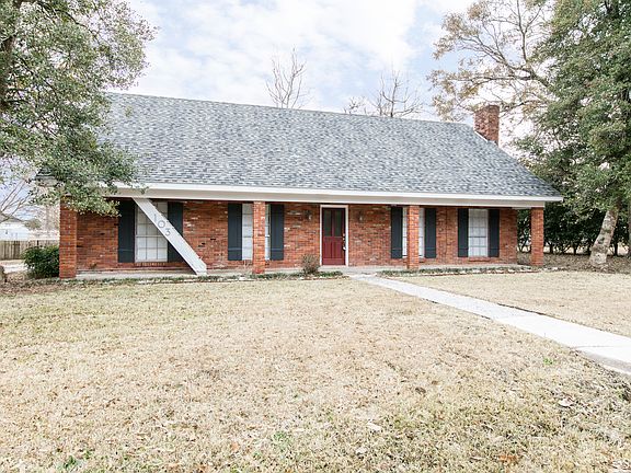 4th image of 103 Saxon Dr