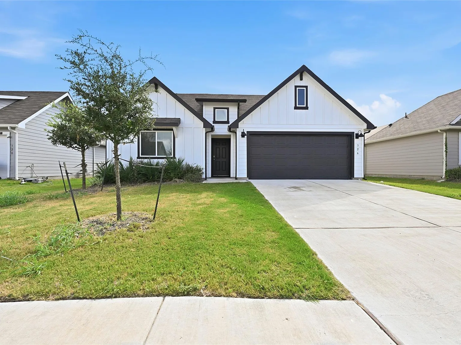4 bed, 2.0 bath, 1801 sqft, $1,775 — Photo 1