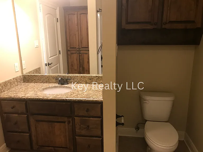 5209 Rue De Chateau — Photo 9