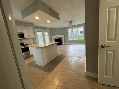 1504 W Highpoint Cir Photo 1