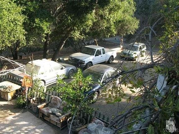 5th image of 4704 N Ventura Ave