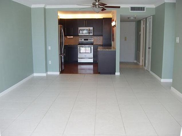 1st image of 18071 Biscayne Blvd APT 303