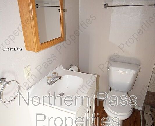 5th image of 1104 Myrtle Ave #4