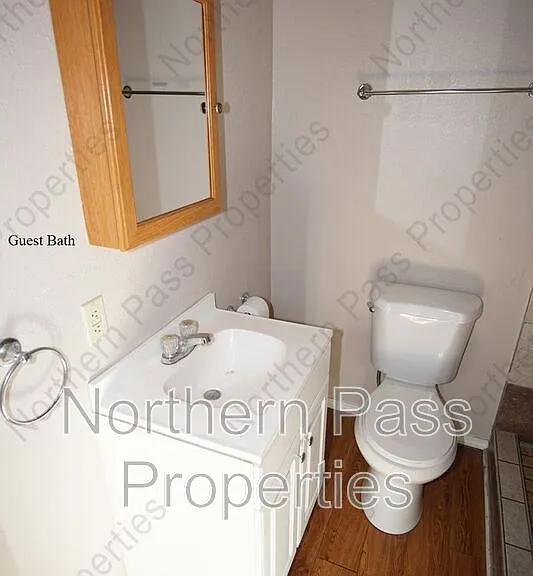 1104 Myrtle Ave #4 — Photo 5