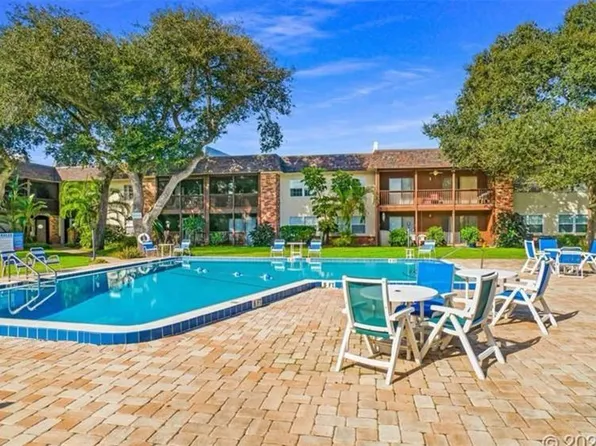 3800 Saxon Dr #C-52, New Smyrna Beach, FL 32169