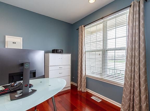 3rd image of 25537 W Blue Bell Ct