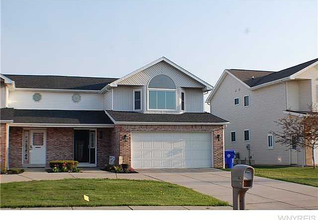 1st image of 119 Carla Ln
