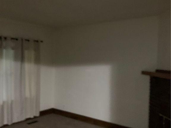 5th image of 1107 Highland Ave
