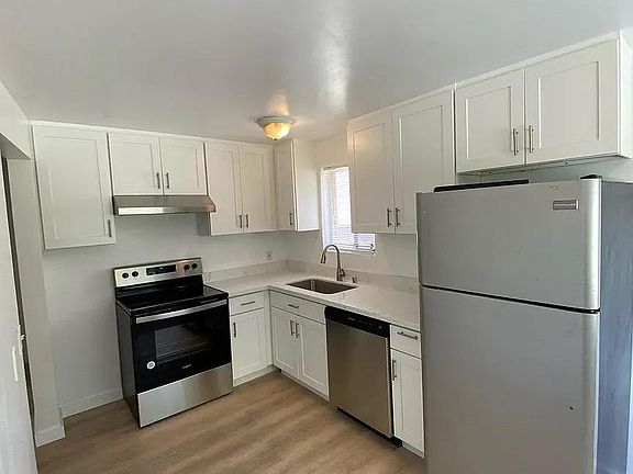 2nd image of 4368 15th Ave S