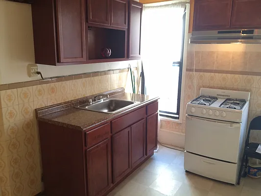 Rented by Nest Seekers International | media 31