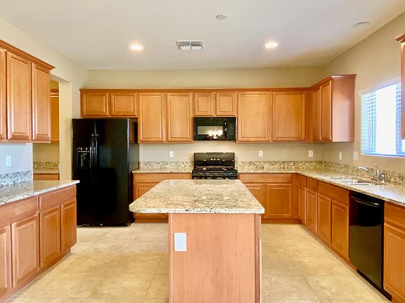 5th image of 9348 W Windsor Blvd
