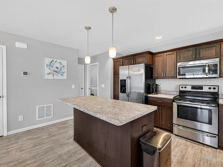 208 Sugar Maple Ln — Photo 25
