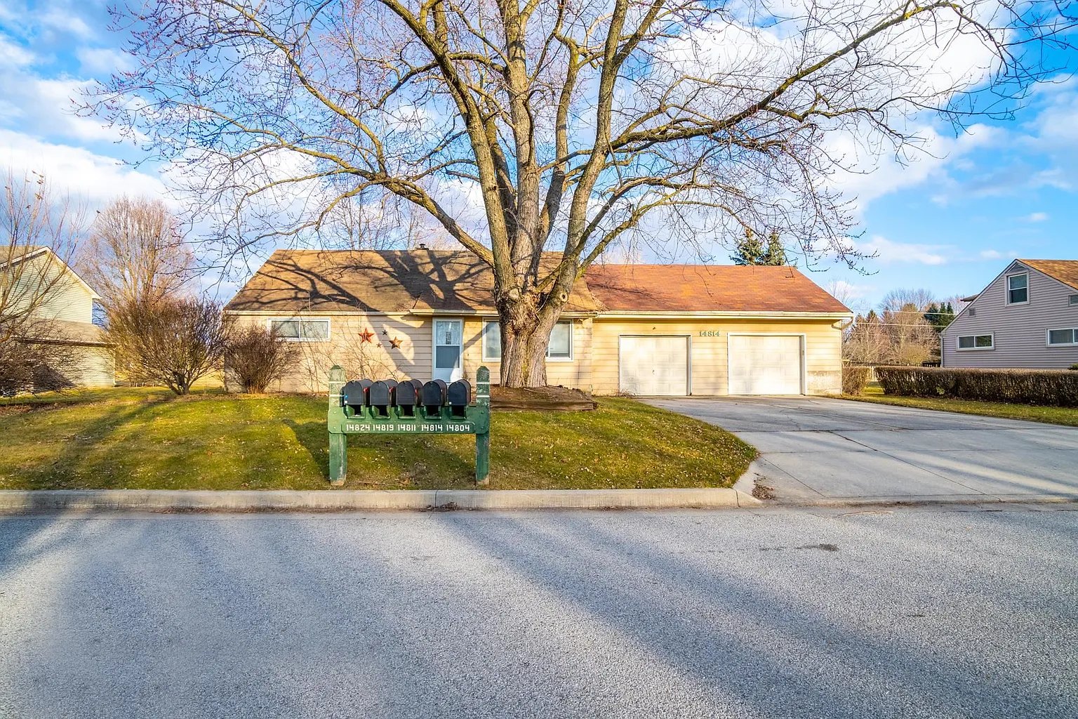14814 Michael Dr photo 1