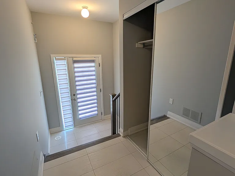 20 Clarington Blvd — Photo 3