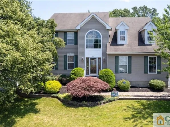 22 Charter Dr, South River, NJ 08882