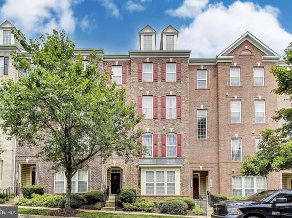 15148 Kentshire Dr, Woodbridge, VA 22191