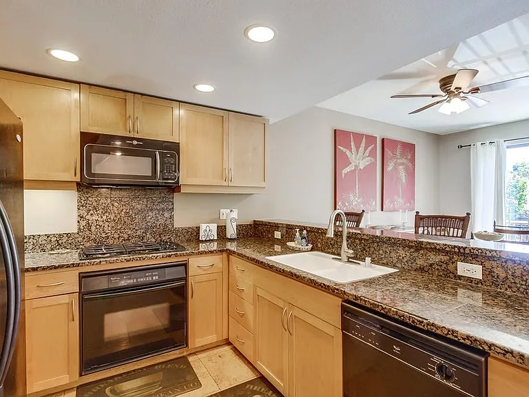 1750 Kettner Blvd #203 — Photo 5