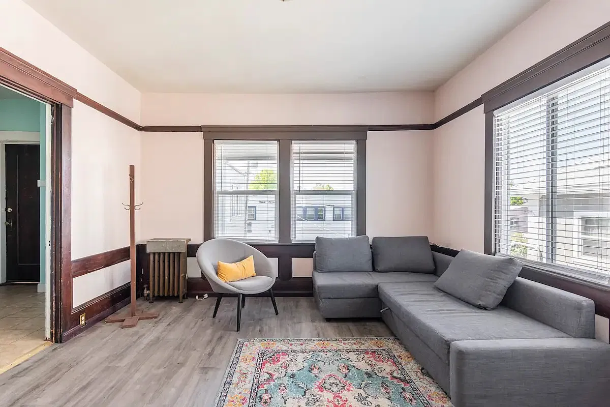 1 bed, 800 sqft, $2,400 — Photo 2