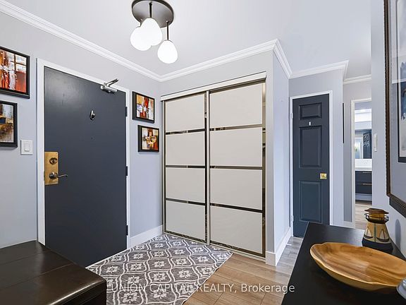 2nd image of 5444 Yonge St #905
