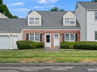 Canton Village, Canton, CT 06019