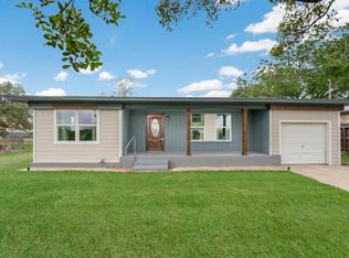 10246 Loop 106, Adkins, TX 78101