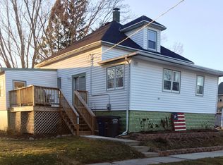 155 Main St, Pulaski, WI 54162