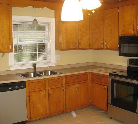4th image of 401 Williamsdale Dr