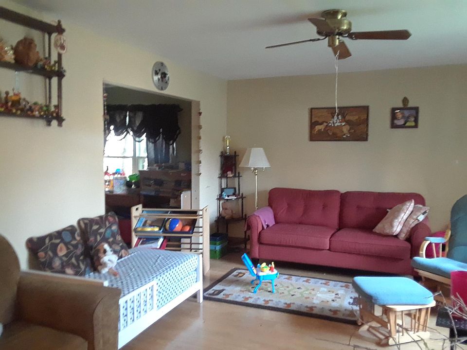 2nd image of 12 Gardenia Ct