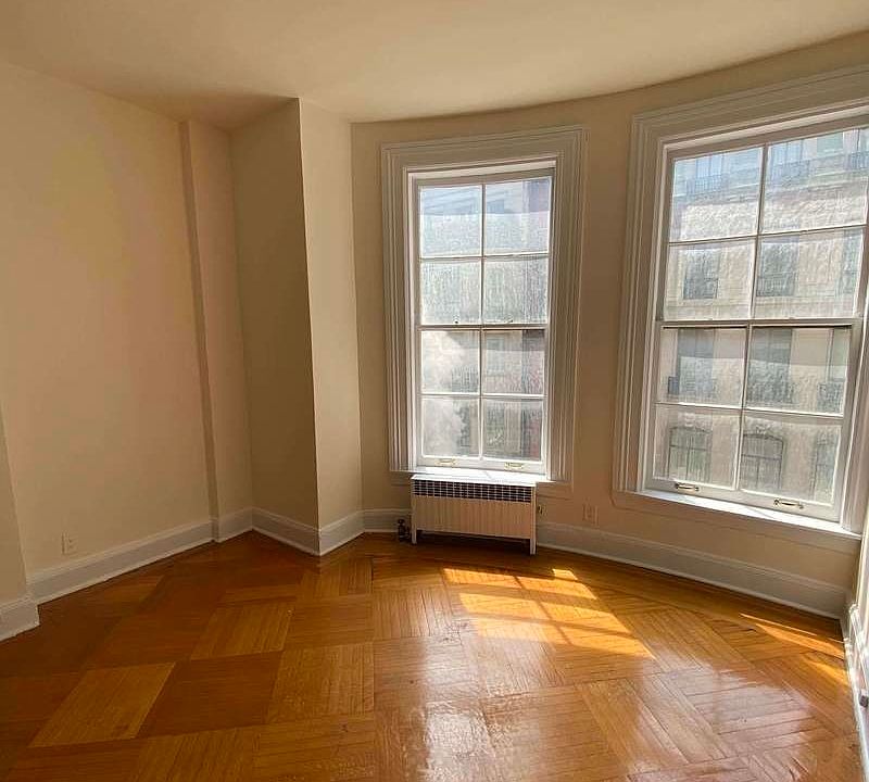 1st image of 5 E 67th St #3AA