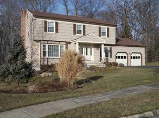 11 Phyllis Ct, Wayne, NJ 07470