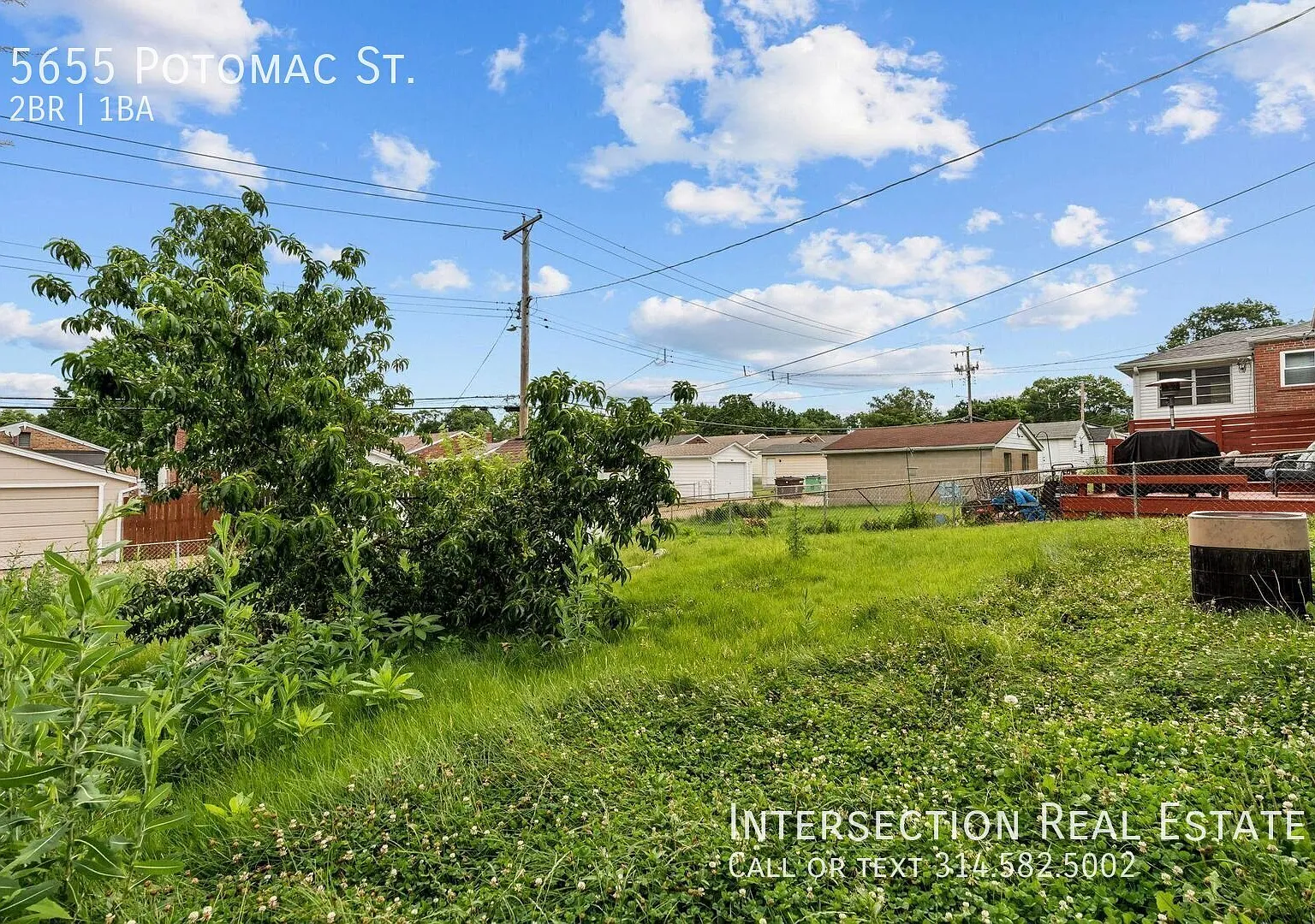 Beautifully Renovated 2Bed/1Bath Home in Northampton — Photo 4