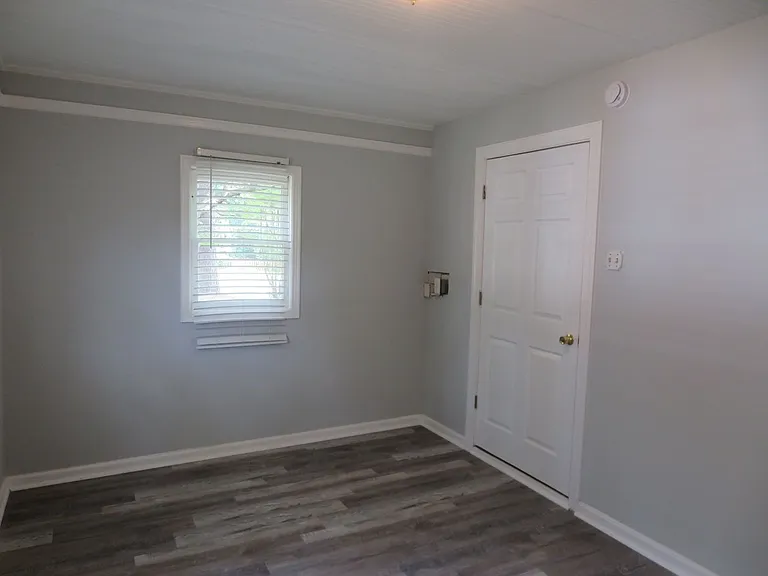 1806 Powhatan Ave — Photo 13