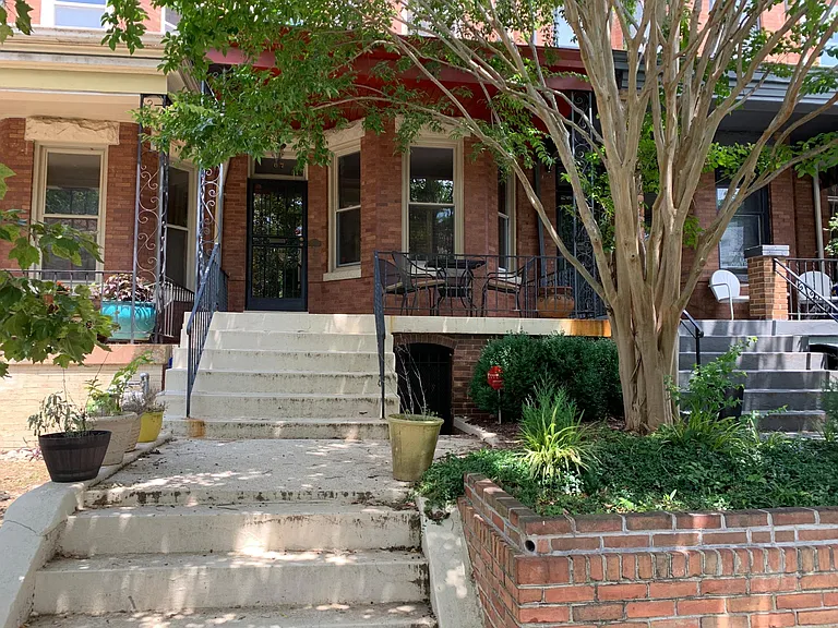 W St NW — Photo 3