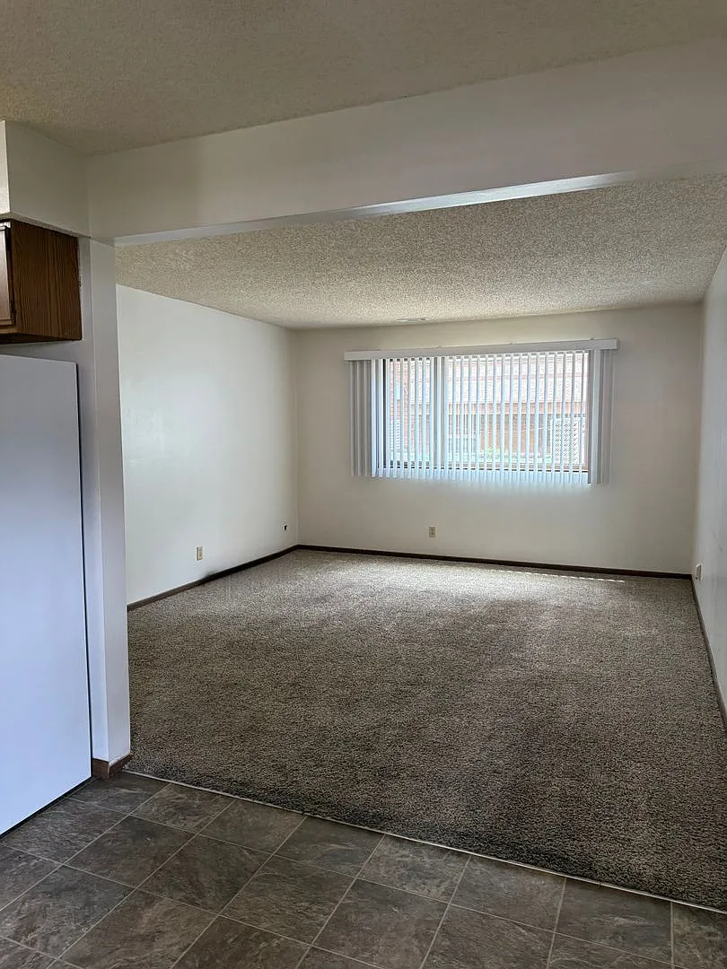 1230 D Street Apartments — Photo 2