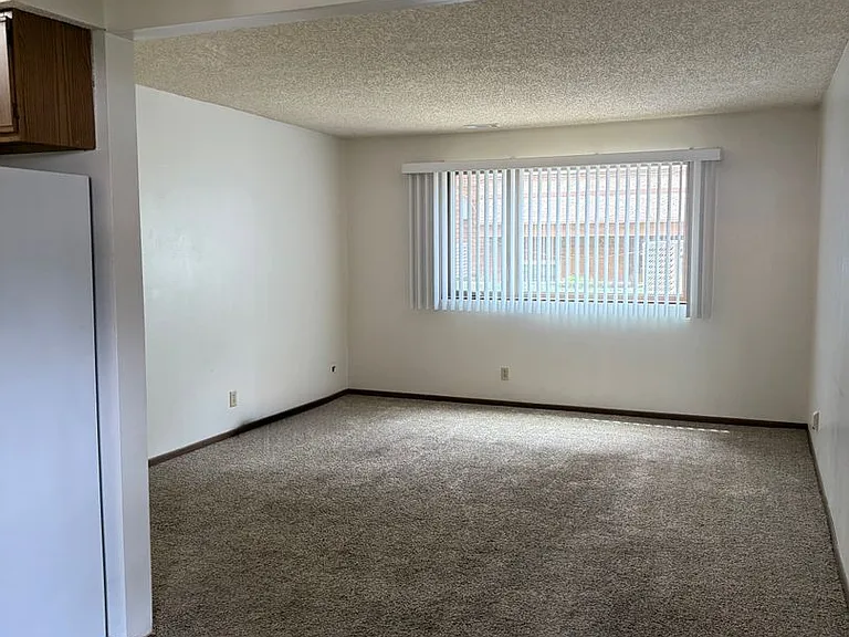 1230 D St — Photo 2