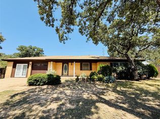 2310 Castle Dr, Clyde, TX 79510