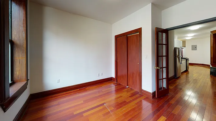 Rented by Bond New York | media 24