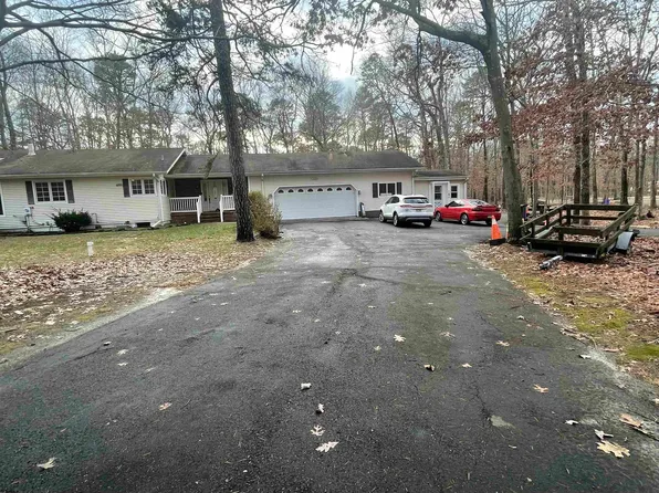 4176 Drosera St, Mays Landing, NJ 08330