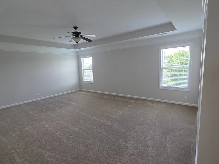 1186 Castlewood Dr — Photo 19