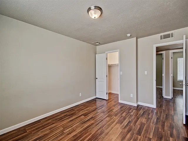 10930 W Montecito Ave — Photo 14