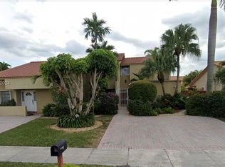 8980 SW 8th Ter #8980, Miami, FL 33174