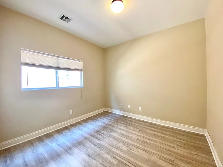 6486 W Eldorado Ln — Photo 23