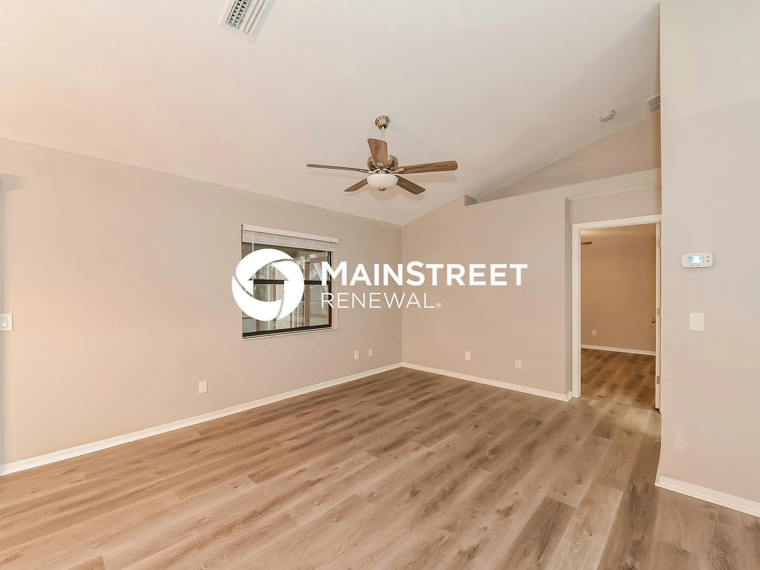 3767 Acorn St — Photo 2